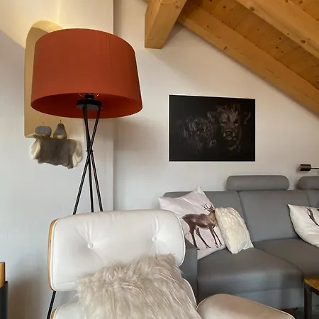 Exclusive Attic With Panoramic Views Ideal For Wef Visitors Apartmán